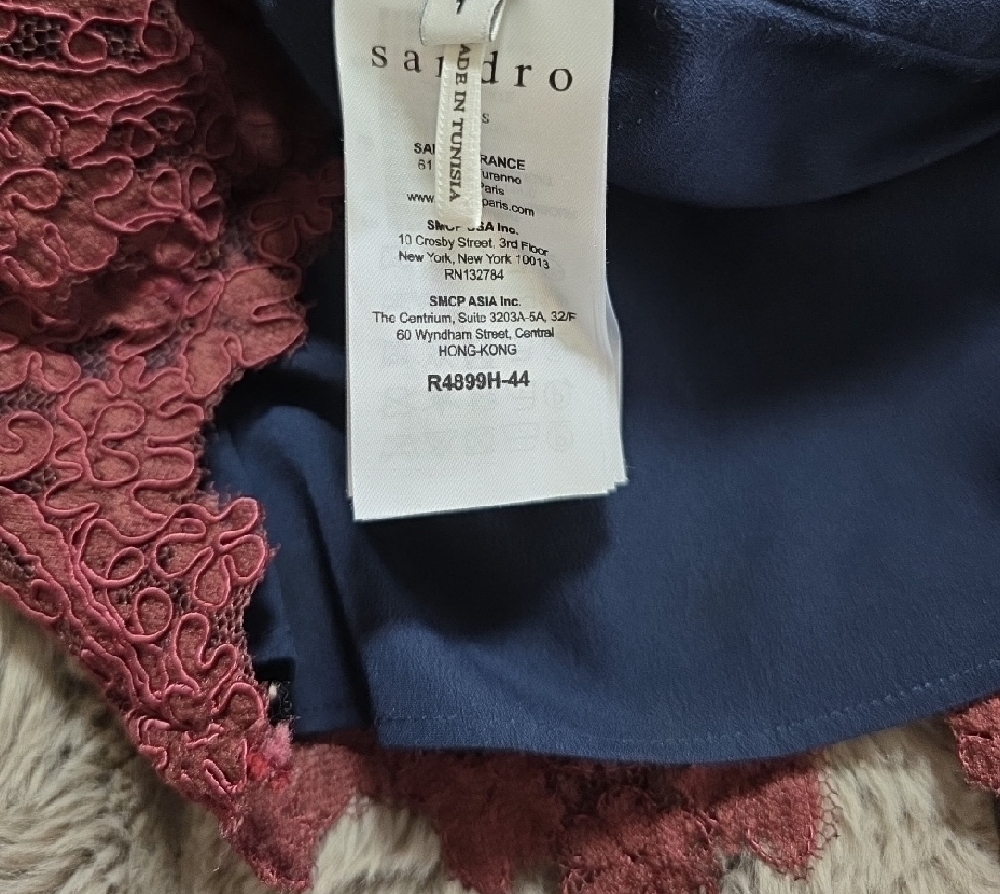 Elegant Lace Dress with Blue and Burgundy Accents Size 1 - Picture 8 of 11